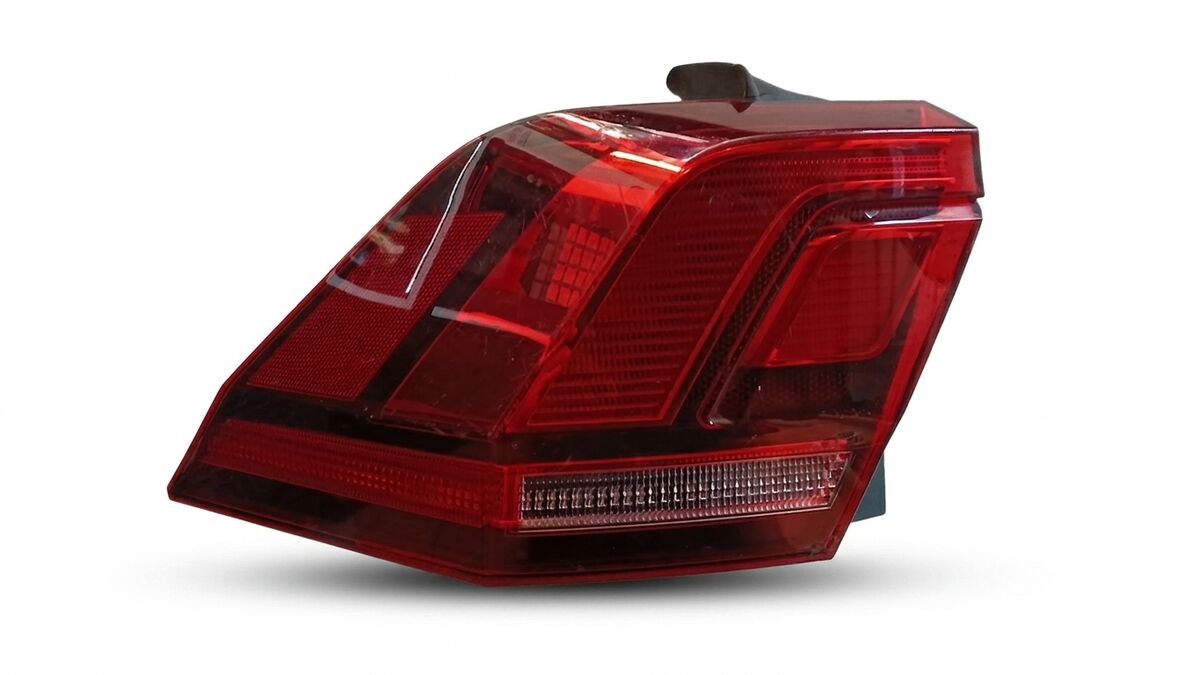 STOP SINISTRO VOLKSWAGEN TIGUAN 2017 A LED 5NA945095C
