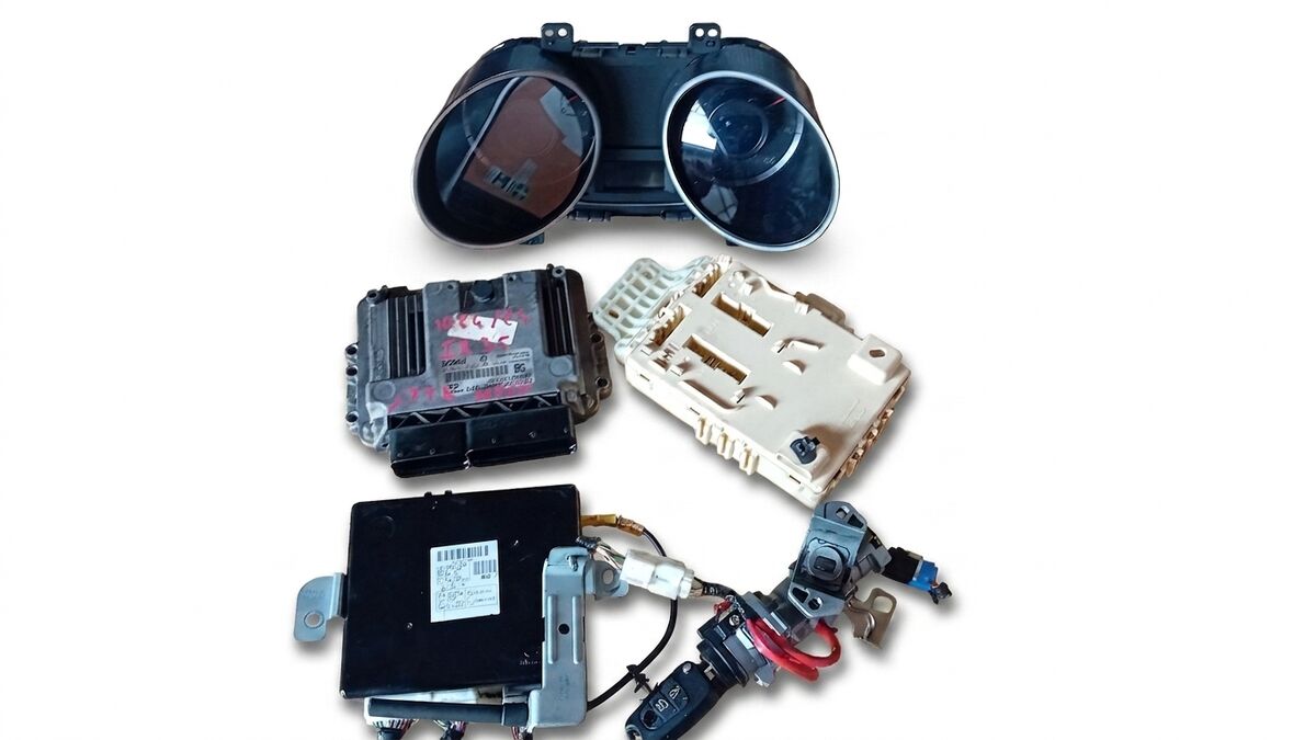 KIT ACCENSIONE HYUNDAI ix35 2011 1.7 T.D. 0281017696