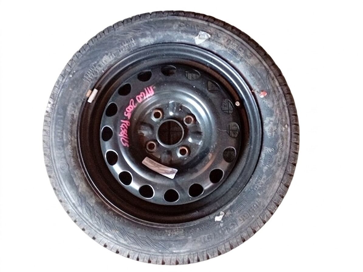 1 PNEUMATICO 155/65/14 SU CERCHIO TOYOTA AYGO' 2005