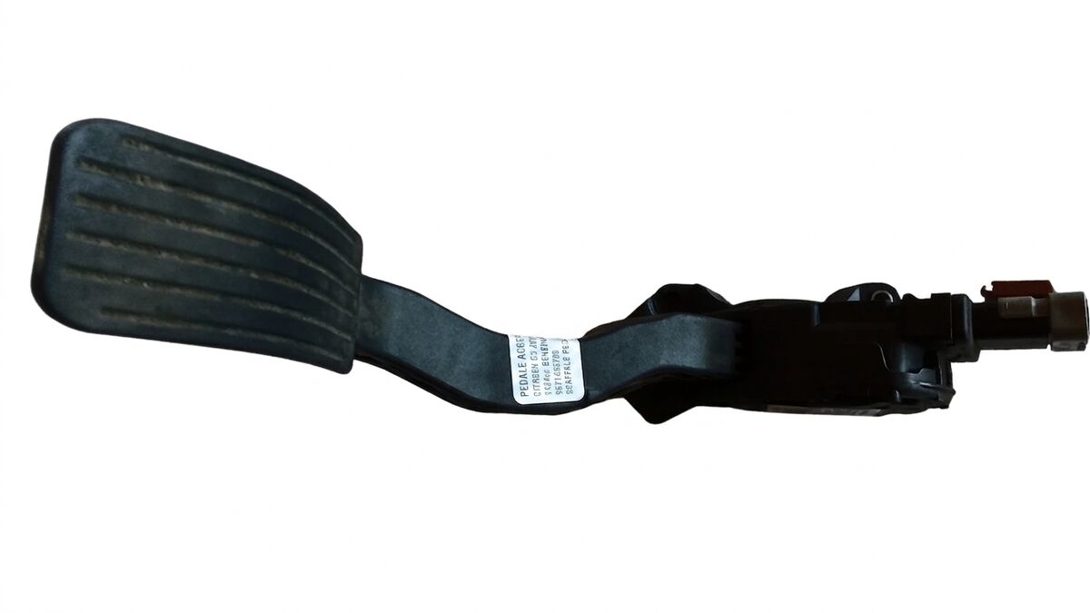 PEDALE ACCELLERATORE CITROEN C3 2012 1.1 BENZ. 9671433780 — foto 4