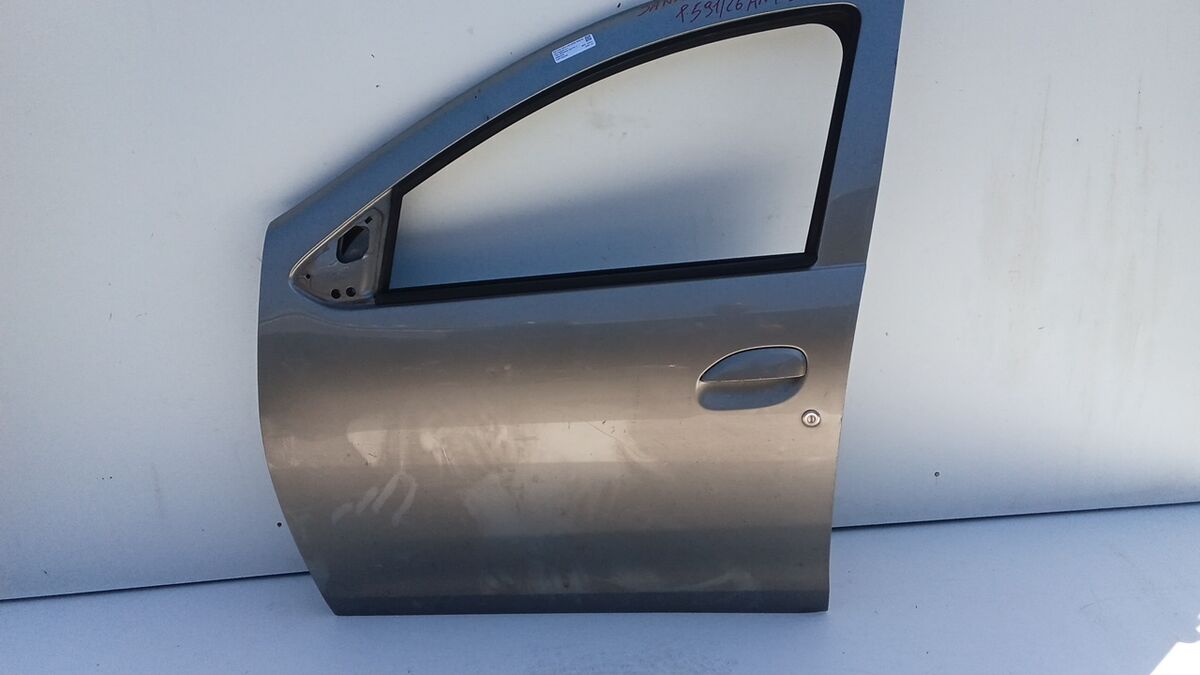 PORTA ANTERIORE SINISTRA DACIA SANDERO 2013 — foto 2