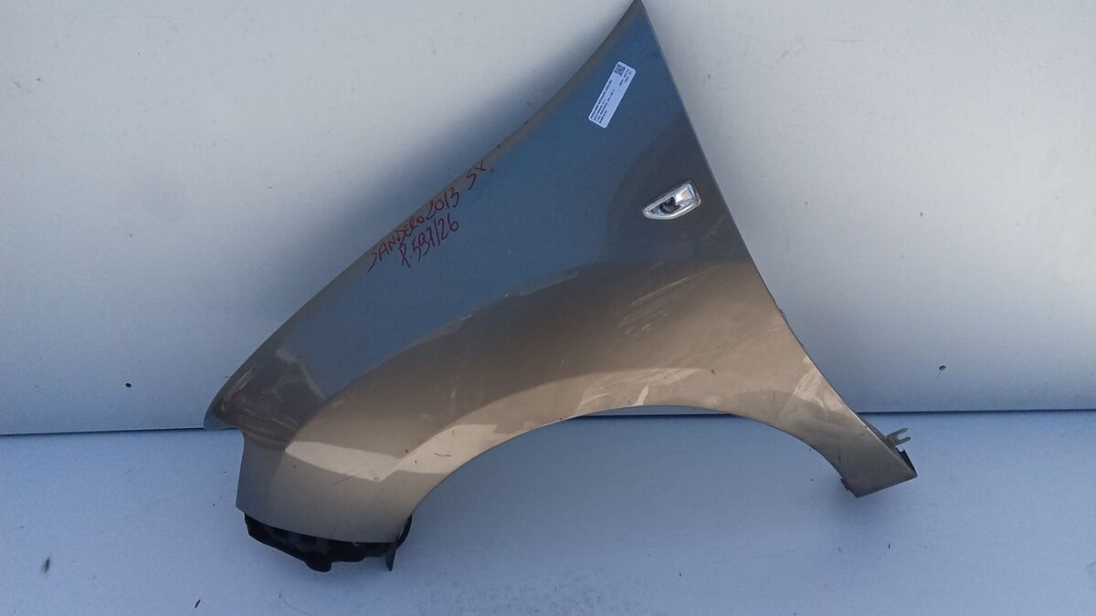 PARAFANGO ANTERIORE SINISTRO DACIA SANDERO 2013