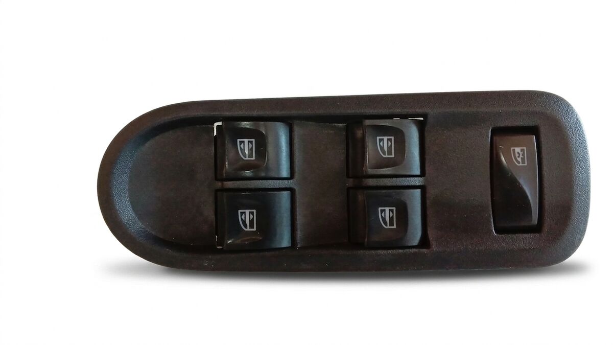 INTERRUTTORE ALZACRISTALLO SINISTRO DACIA DUSTER 2016 4 PULSANTI 7+7+3 PIN 254117873R - 254111342R