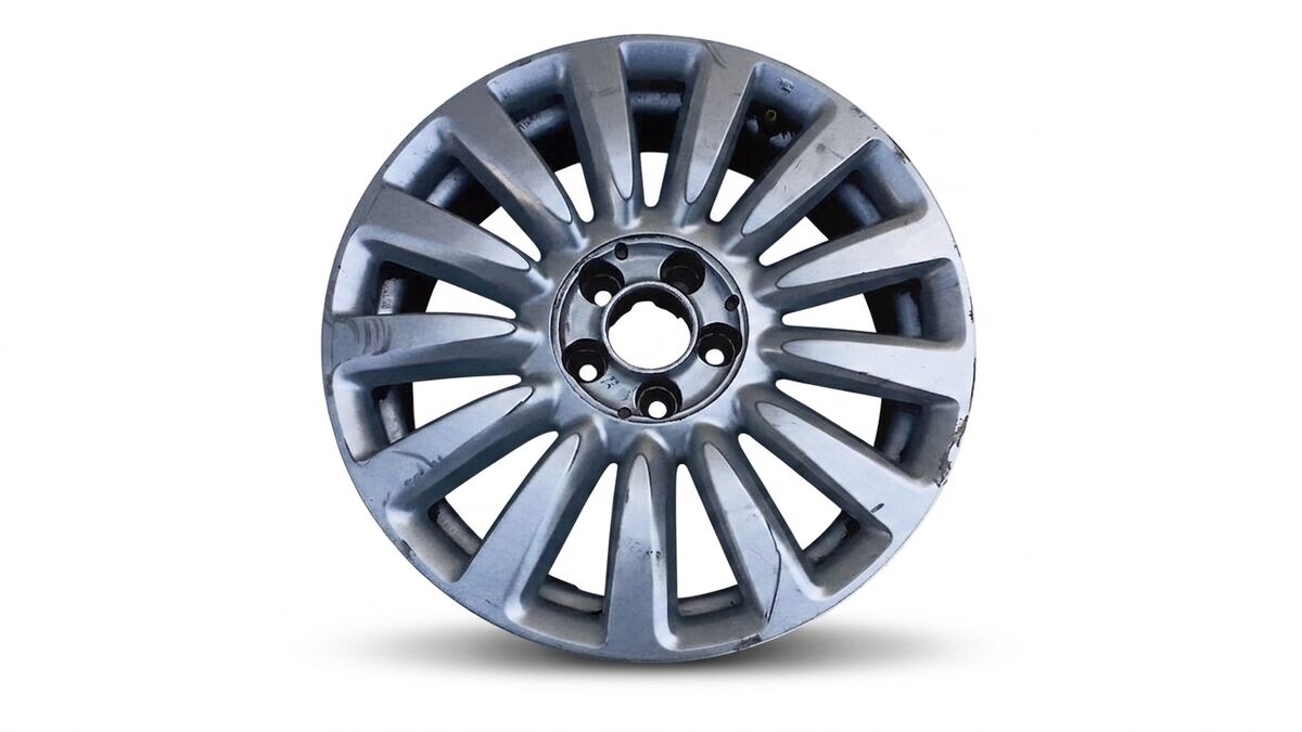 CERCHIO IN LEGA 16 FIAT 500L 2015 5 BUCHI