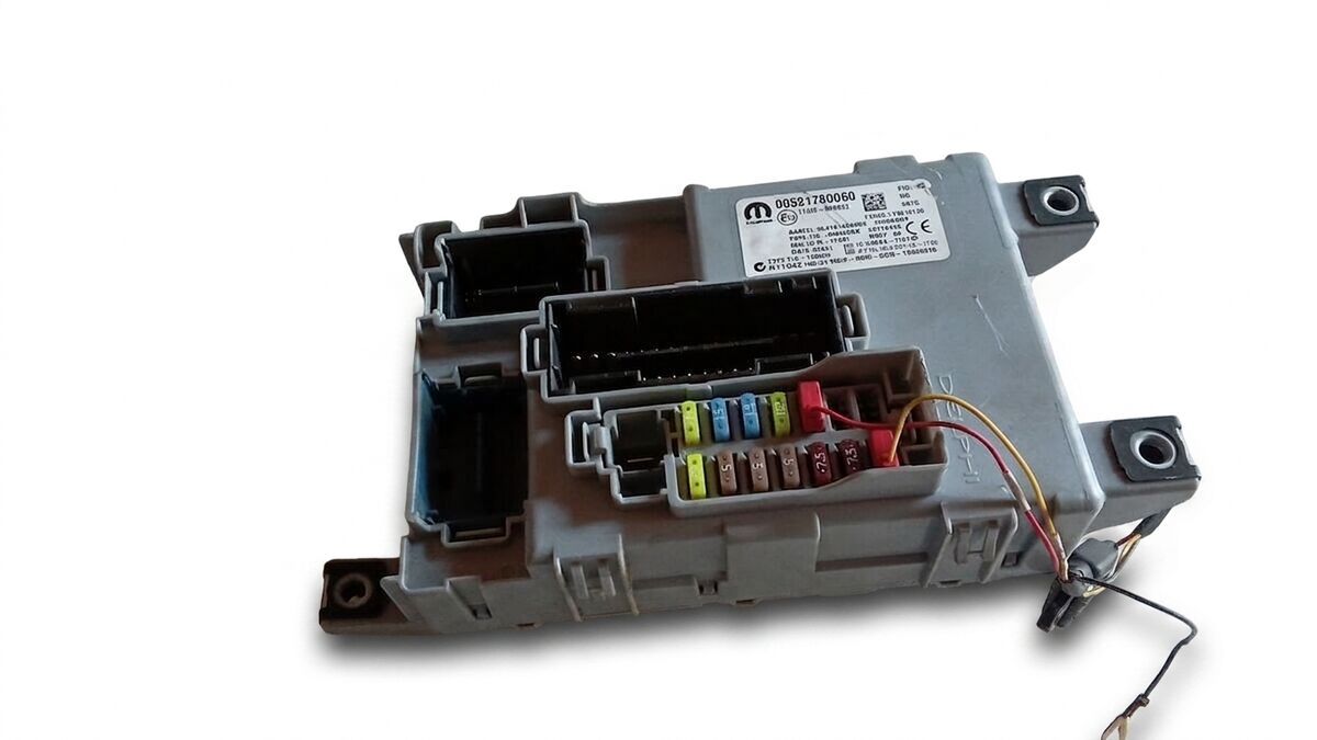 CENTRALINA BODY INTERNO AUT0 FIAT DOBLO' 2021 1.6 MULTIJET 00521780060 — foto 2