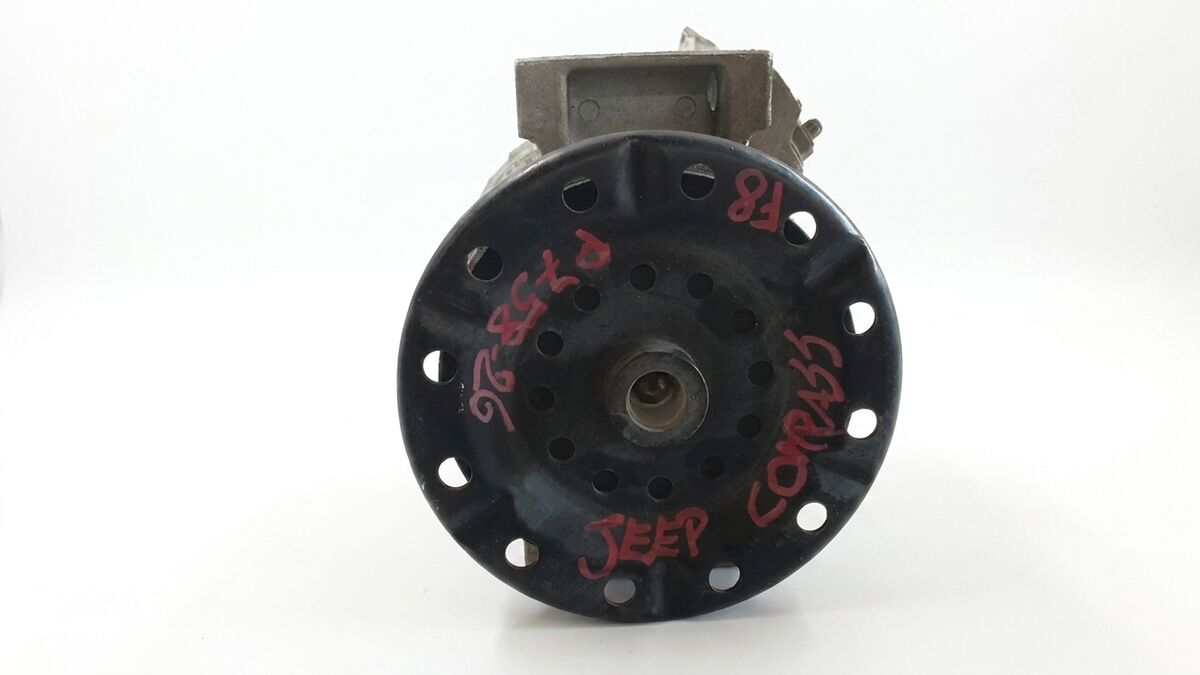 COMPRESSORE A/C JEEP COMPASS 2010 2.0 T.D. — foto 2