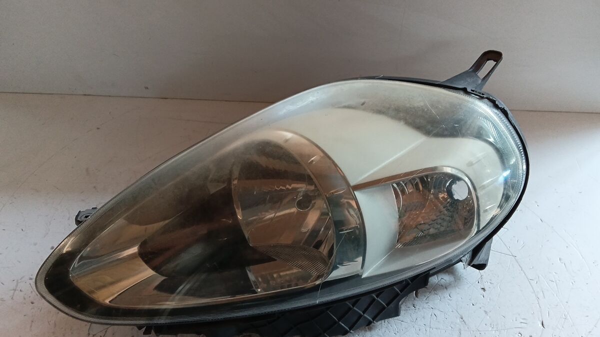 FARO SINISTRO FIAT PUNTO EVO 2012 OPACO PRESA NERA