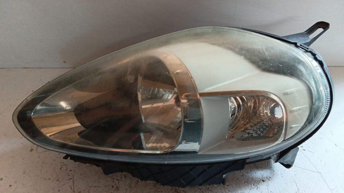 FARO SINISTRO FIAT PUNTO EVO 2012 OPACO PRESA NERA — foto 3
