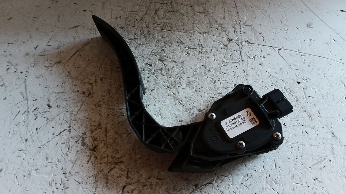 PEDALE ACCELLERATORE RENAULT CLIO 2017 1.5 DCI 180029347R
