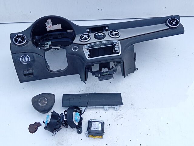 KIT AIRBAG CON CRUSCOTTO MERCEDES CLA 2015 1.5 D