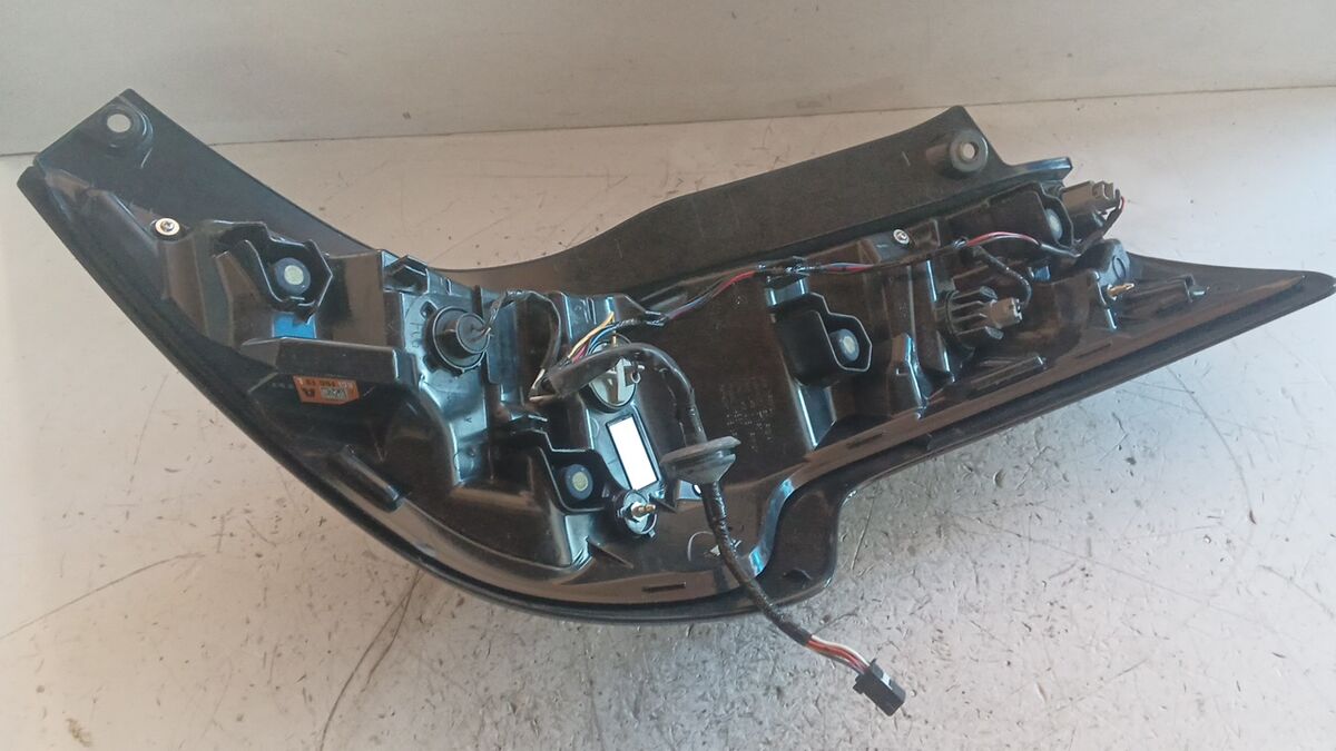 STOP SINISTRO TOYOTA AYGO' X 2023 — foto 3