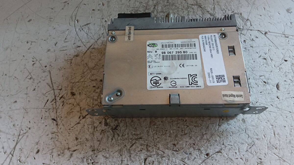 AUTORADIO PEUGEOT 208 2013 9806729580