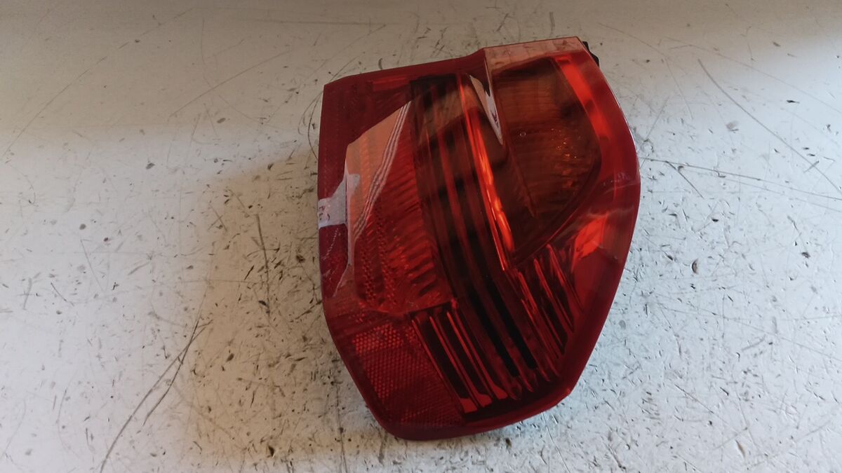 STOP DESTRO BMW 318 2008 — foto 3