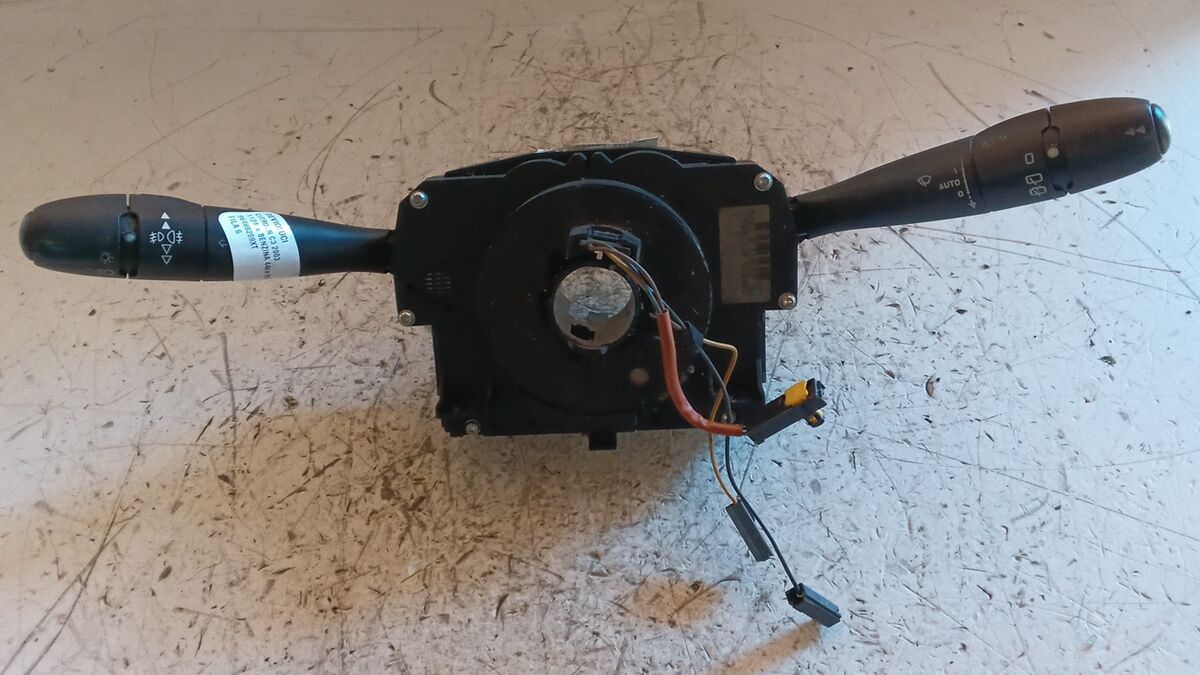 DEVIOLUCI CITROEN C3 2003 96488208XT