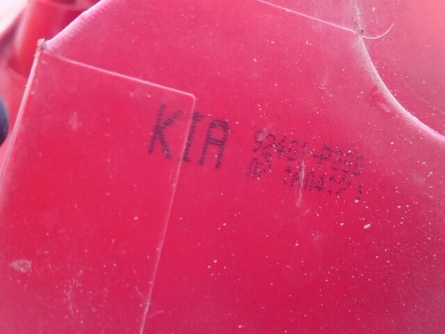 STOP SINISTRO KIA VENGA 2012 — foto 3