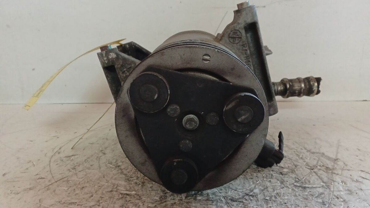COMPRESSORE A/C FREELANDER 2011 2.2 T.D. — foto 2