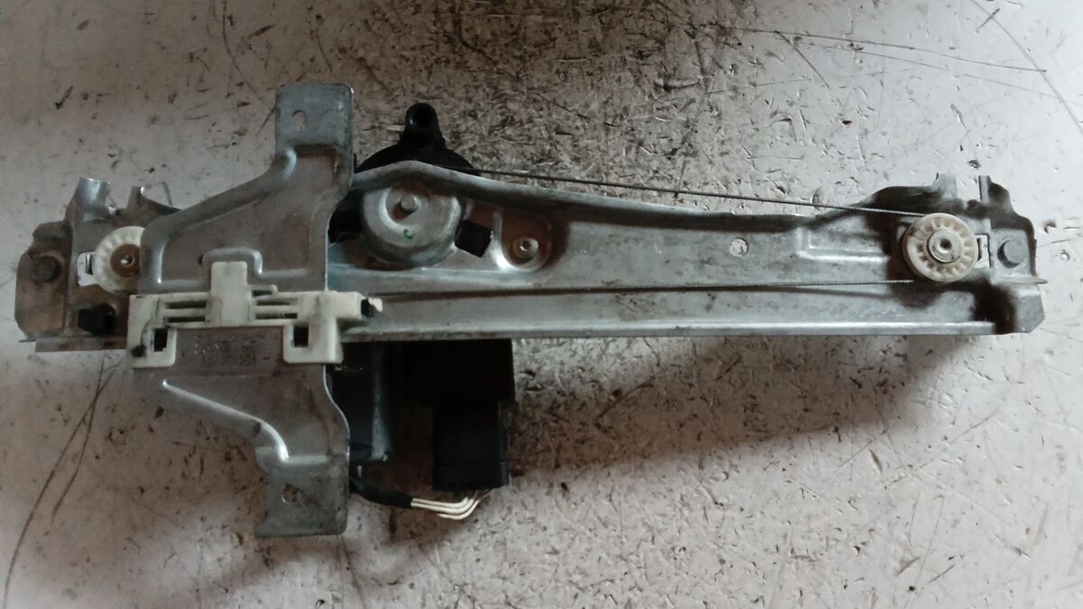 ALZACRISTALLO POSTERIORE DESTRO CITROEN C3 2019 6 PIN — foto 3